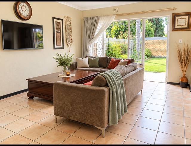 3 BEDROOM DUPLEX FOR SALE IN BEYERS PARK
